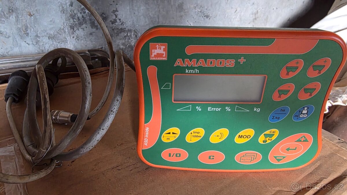 PRODÁM ROZMETADLO AMAZONE - 5