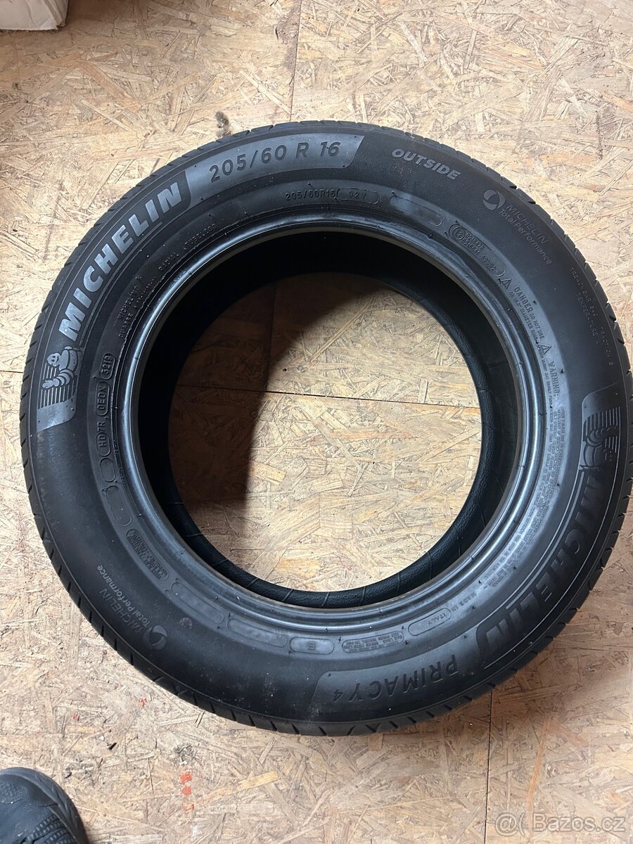 Pneu 205/60 R16 MICHELIN 4ks - 5