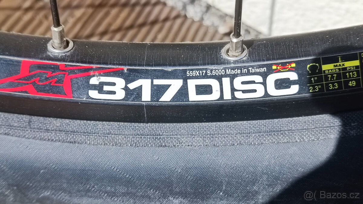 Lehké horské karbonové kolo MT Fuji Pro - 5