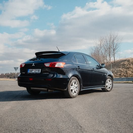 2009 Mithubishi lancer 1.8 - 5