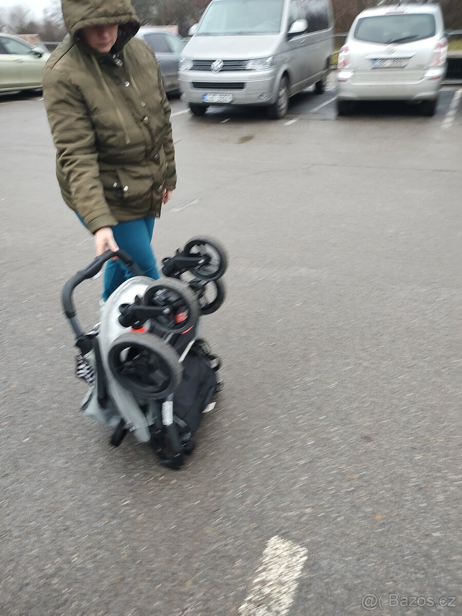 Sportovní kočárek - 5