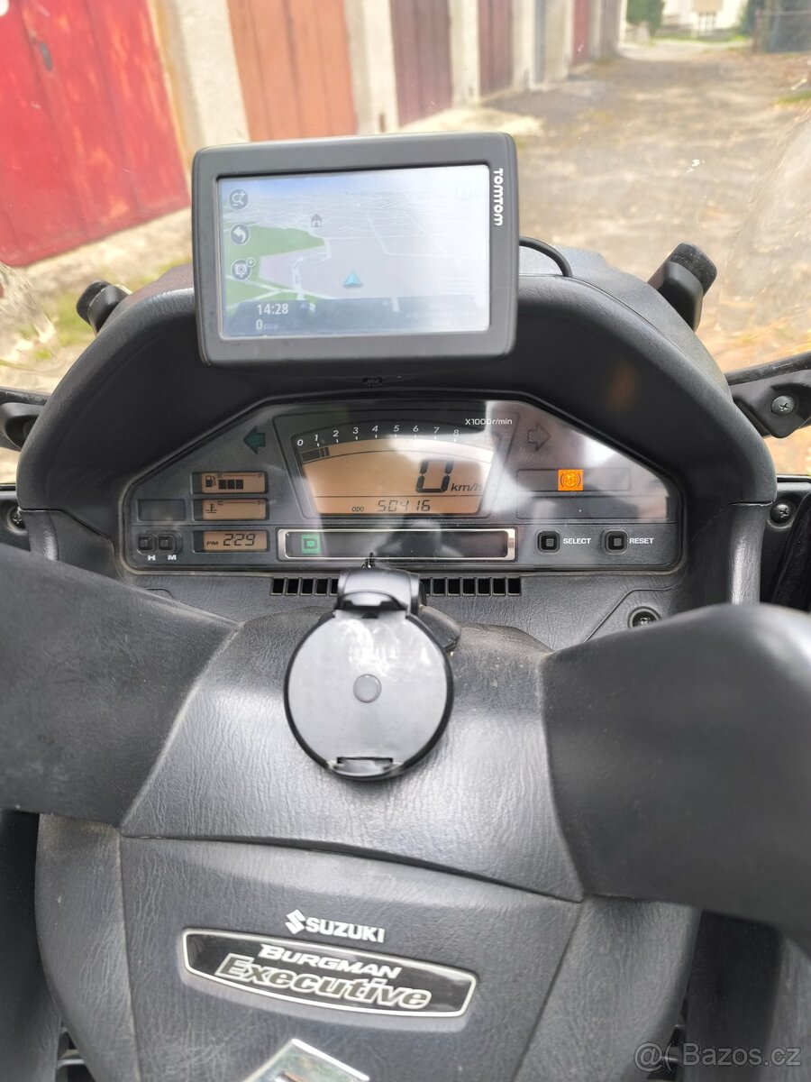 Suzuki Burgman 650 executive - 5