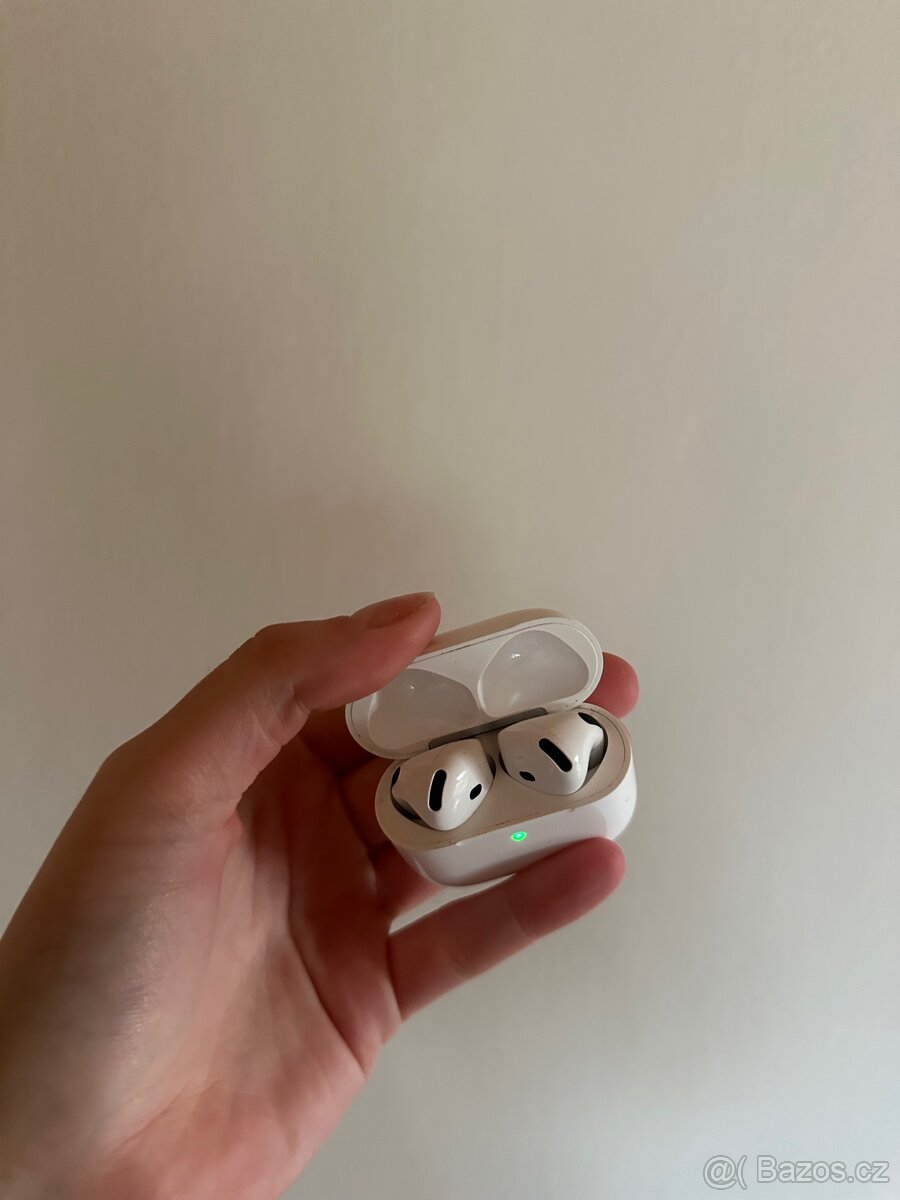 Apple Airpods 4 - 5
