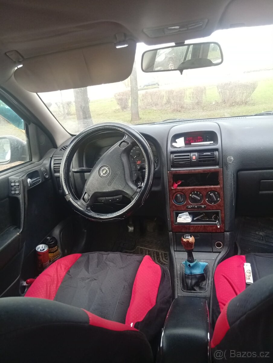 Opel Astra 1.9 - 5