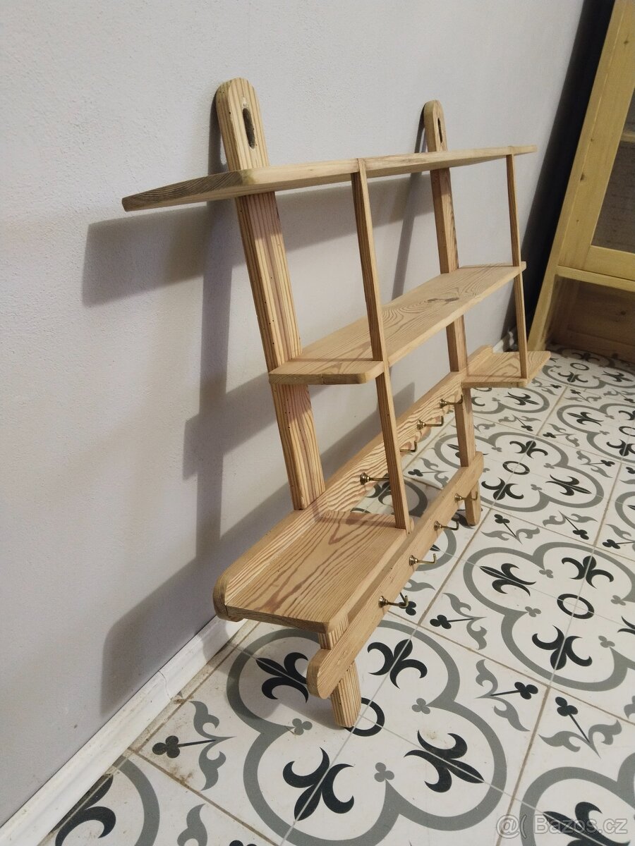 Stará police na kořenky, polička po renovaci - 5