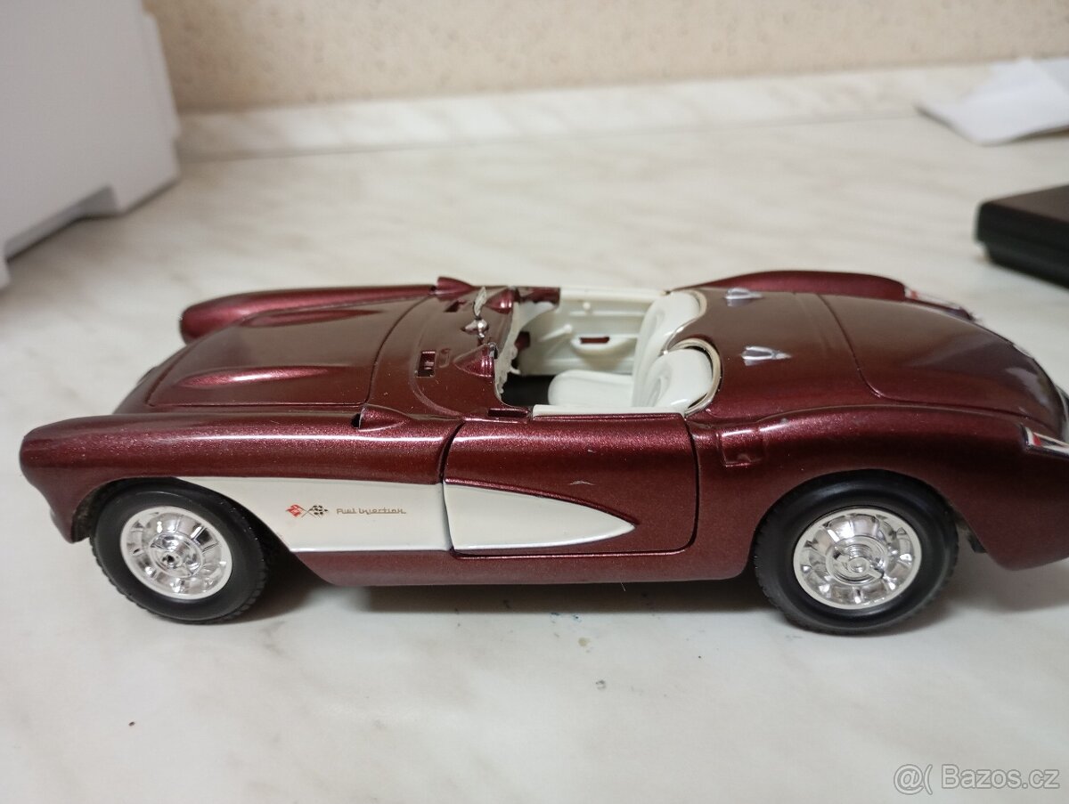Autíčko chevrolet corvette - model - 5