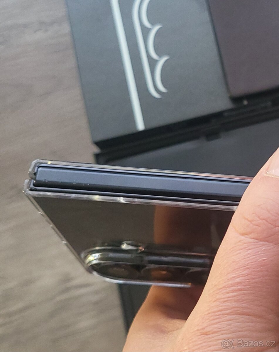 Lampička-hodiny- bezdratova nabíječka. - 5