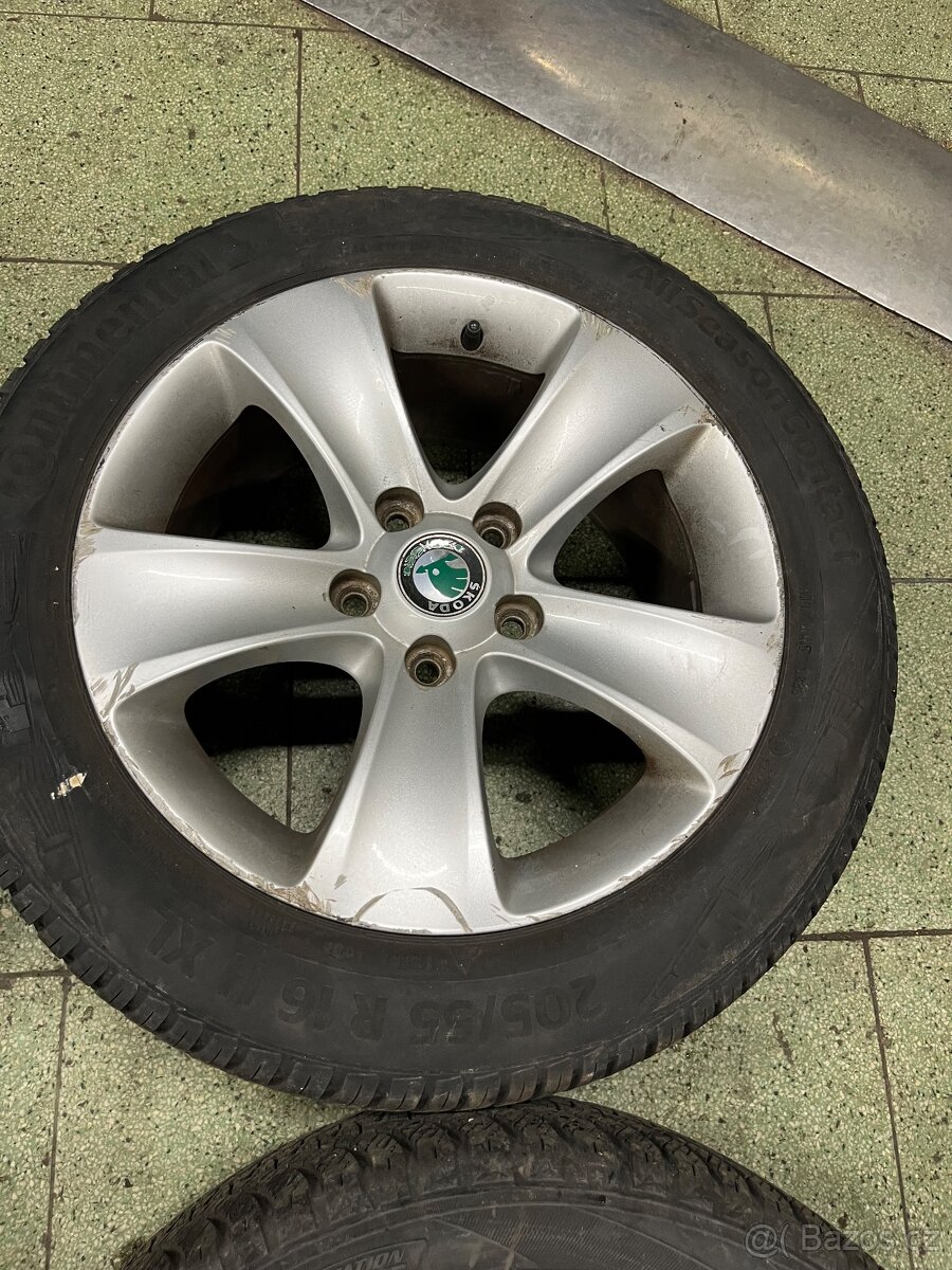 Škoda Superb R16 5x122 - 5