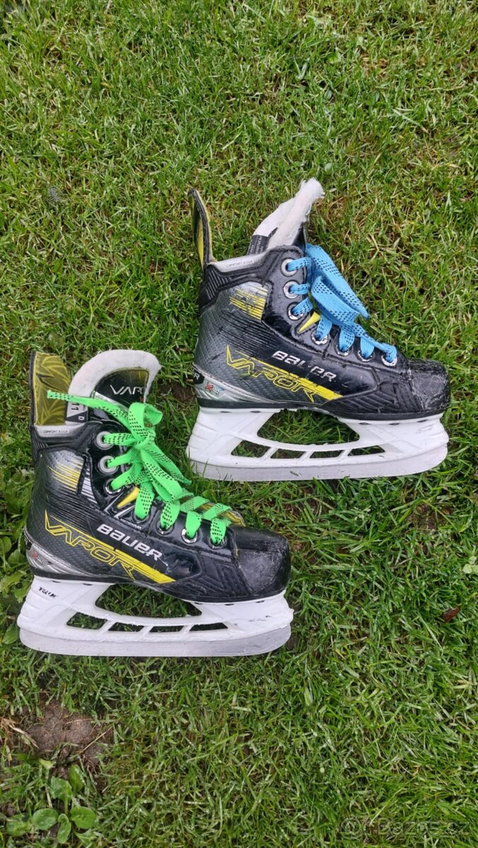 Brusle Bauer vapor x4, velikost y11, délka stélky 19 cm - 5