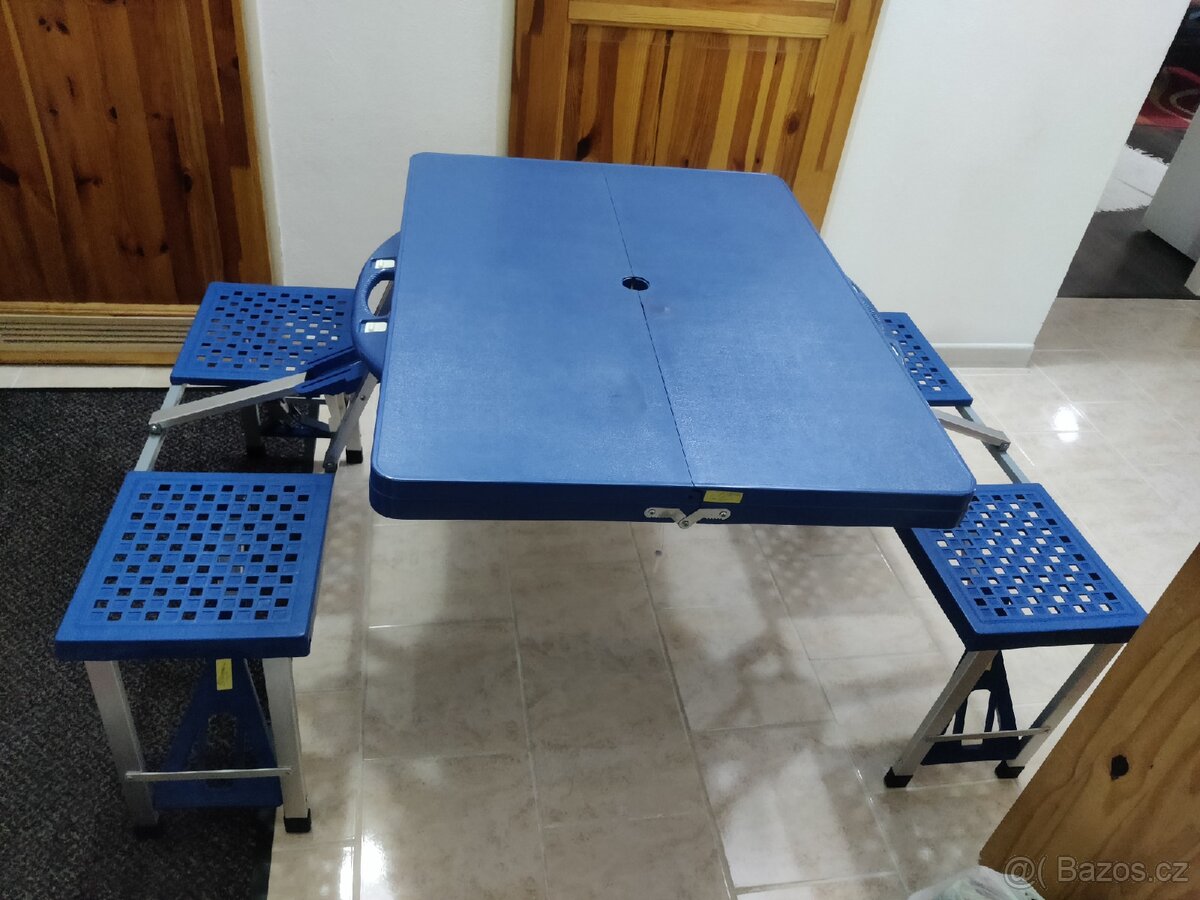 Kempingovy stůl pro 4 osoby - 5