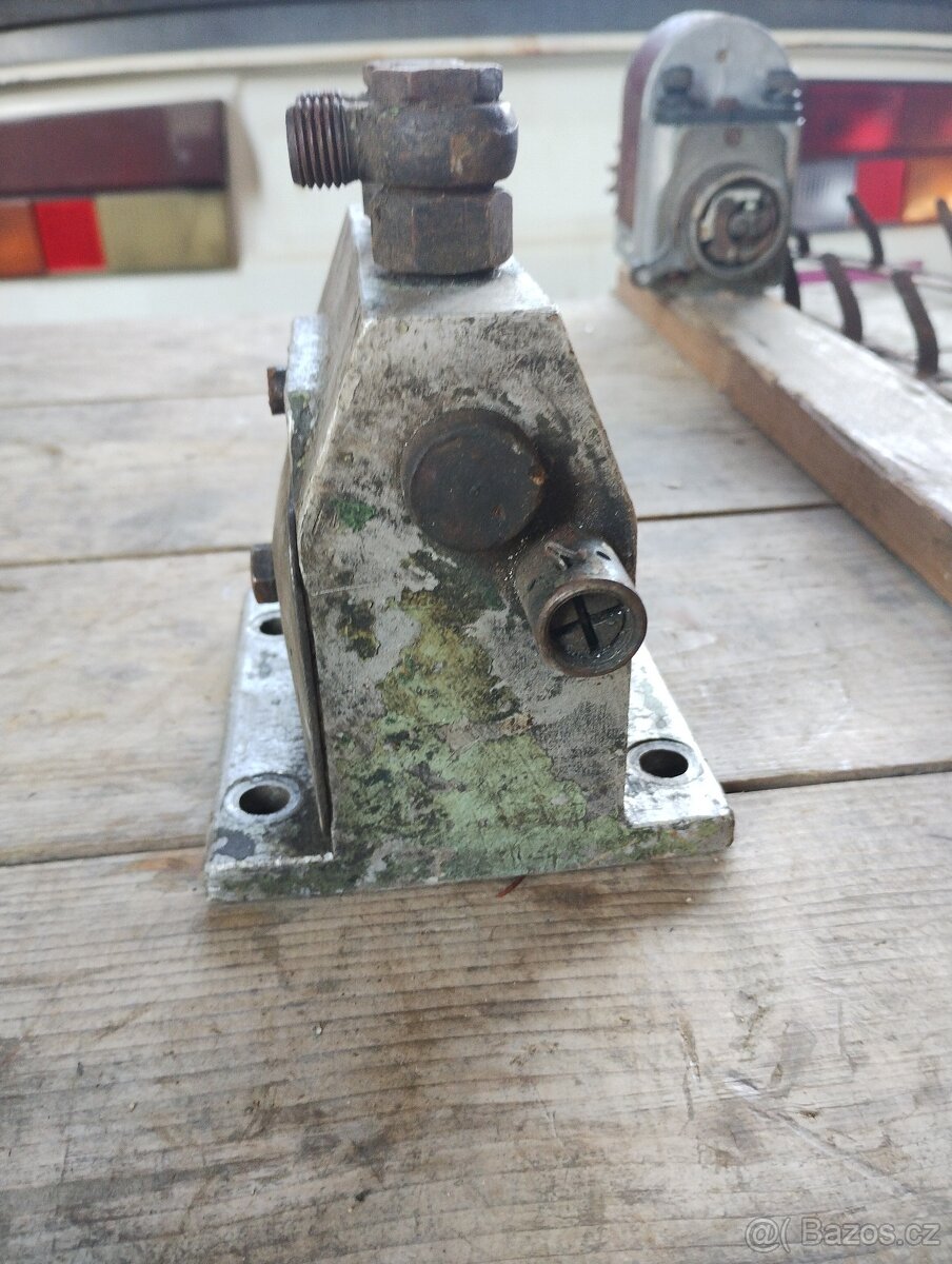 Zetor 25 čerpadlo - 5