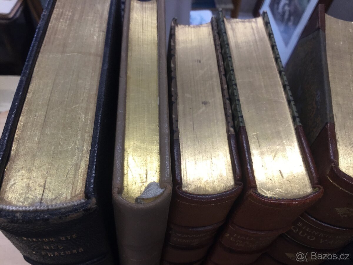 Soubor 4000 svazku - 5