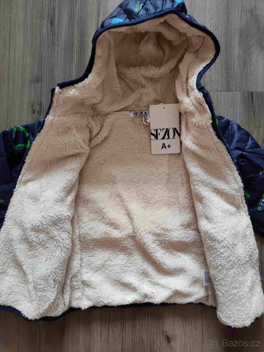 Zimní chlapecká bunda s bagry nová - 5