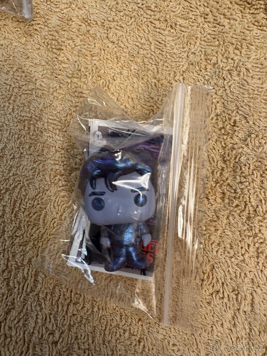 Stranger things figurky z Kinder joy - 5