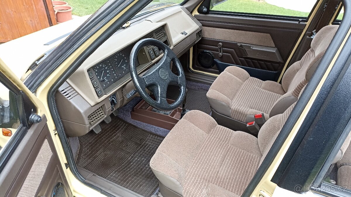 SKODA FAVORIT 136LS - 5