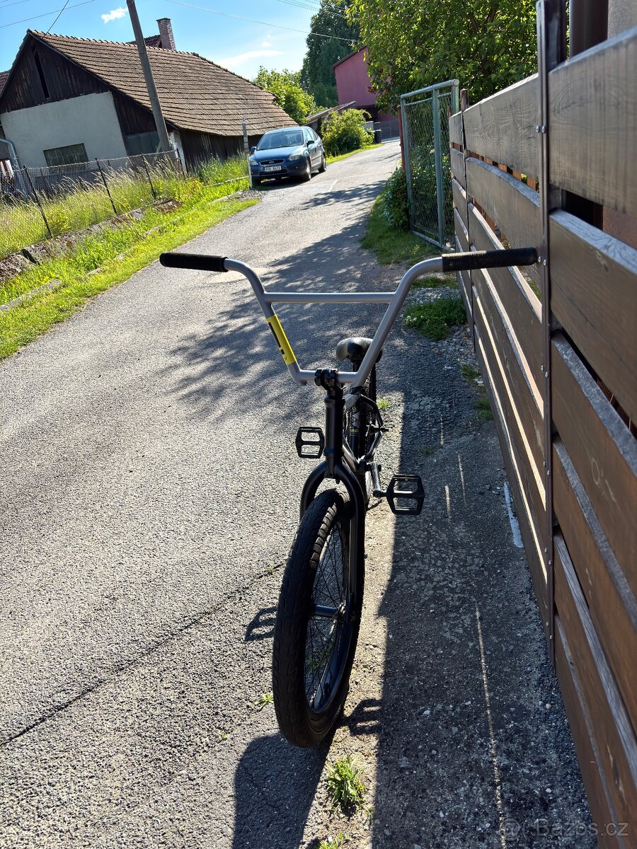 BMX Mongoose Legion L80 - 5