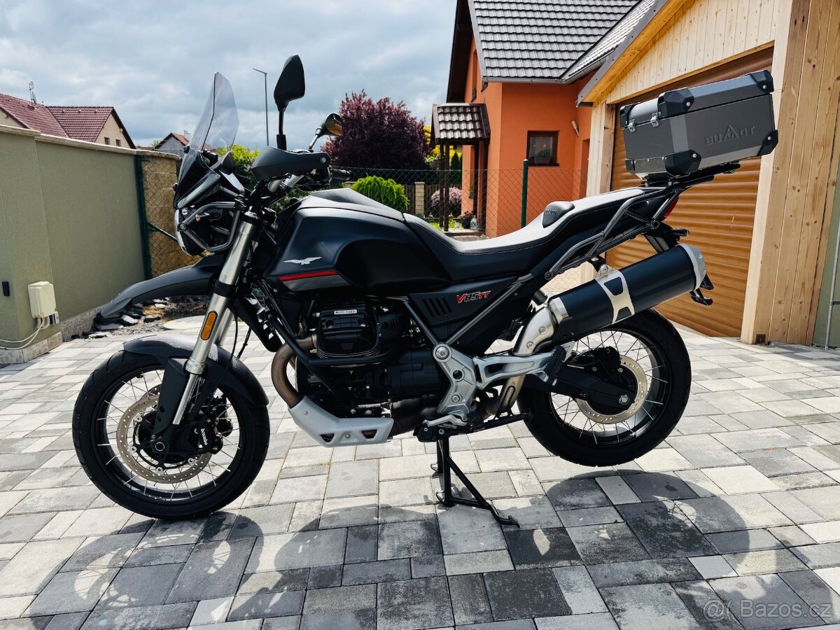 Moto Guzzi V 85 TT najeto 1.600 stav nového-spousta doplňků