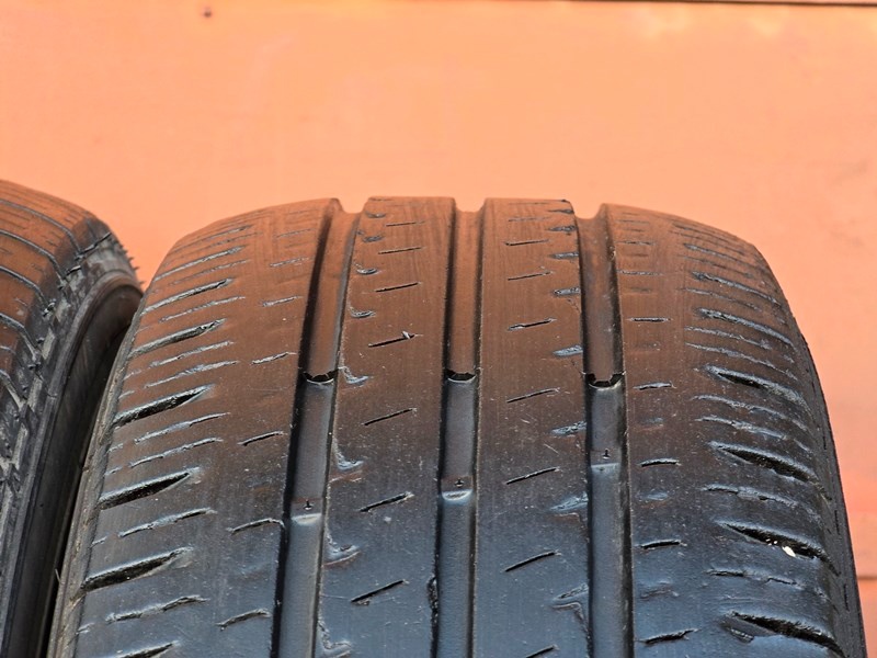 Letní Hankook 215/75/16C - 5
