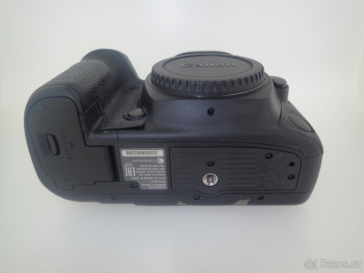 Canon EOS 5D Mark IV - 5