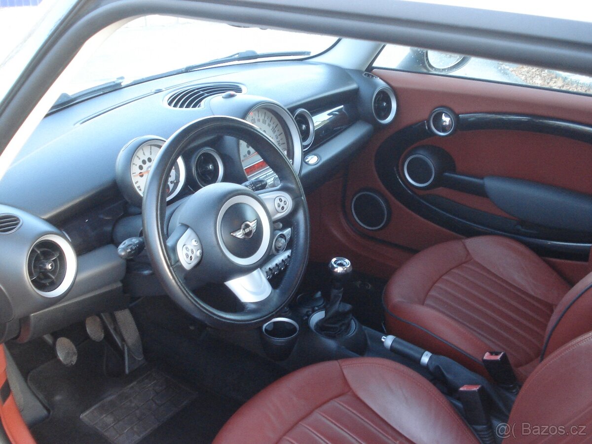 Mini Cooper, 1.6 i -16 V KŮŽE - 5