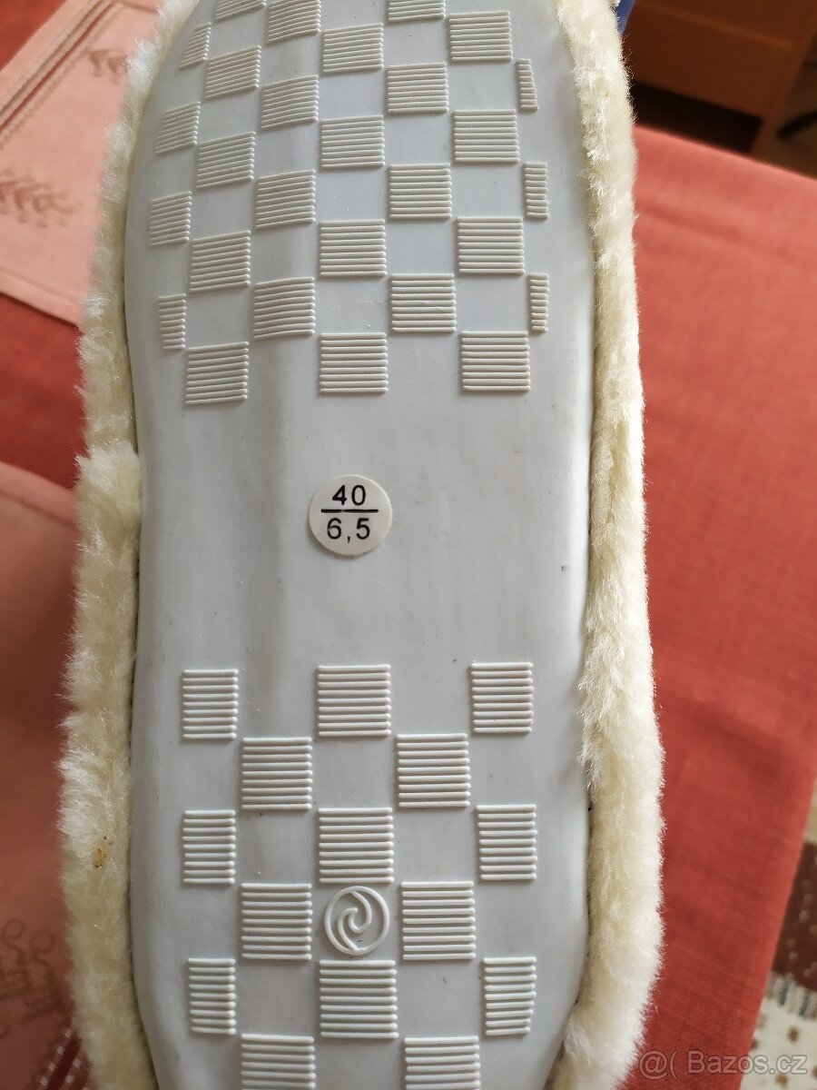 Prodám dámské vysoké "bačkory" - 5