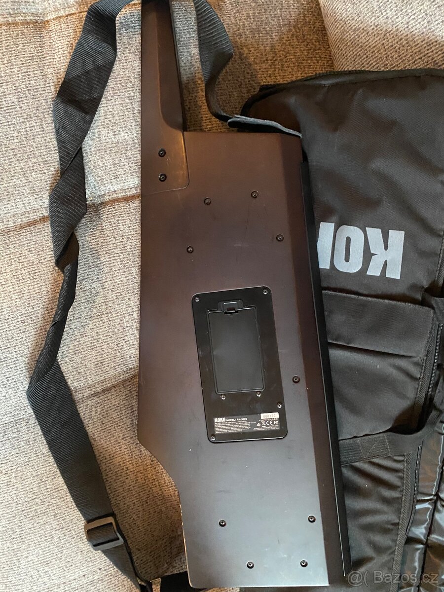 Prodám keytar KORG model RK-100S - 5