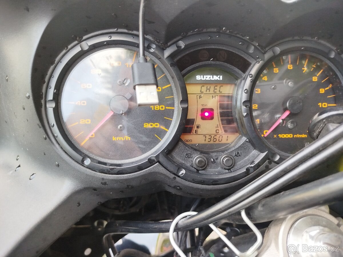 Suzuki DL 650 V-Strom - 5
