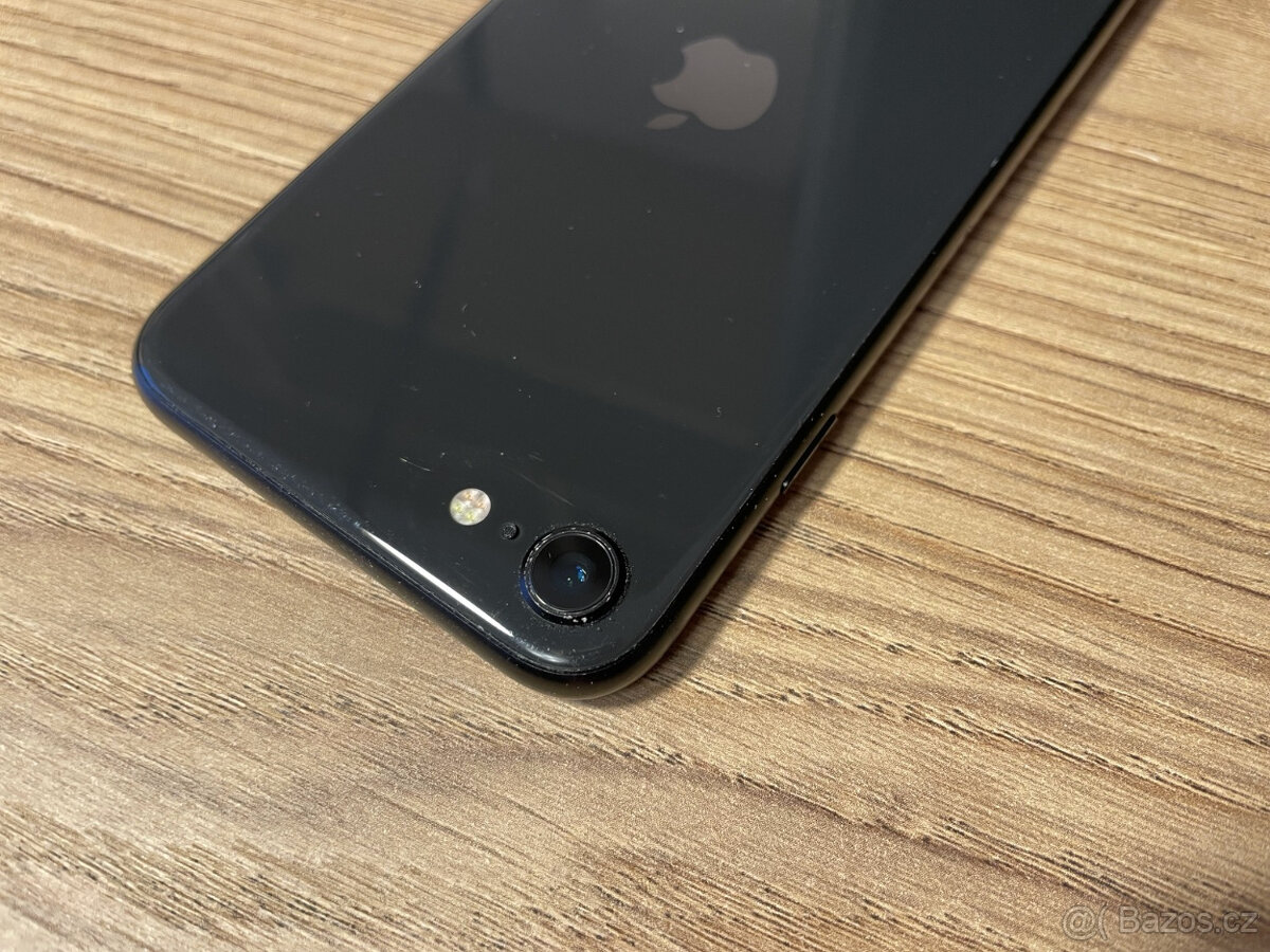 Apple iPhone SE 2020 128 GB, černý - 5