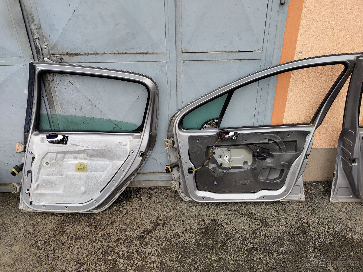 Přední dveře Peugeot 307 HB - EZA / EZAC - 5