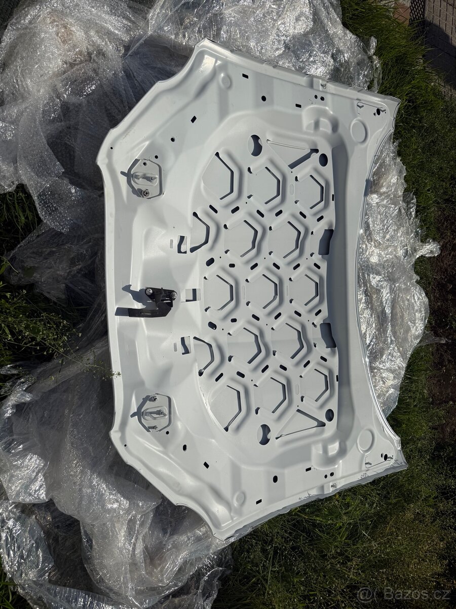 Kapota Jaguar XF 2010 Bílá - 5