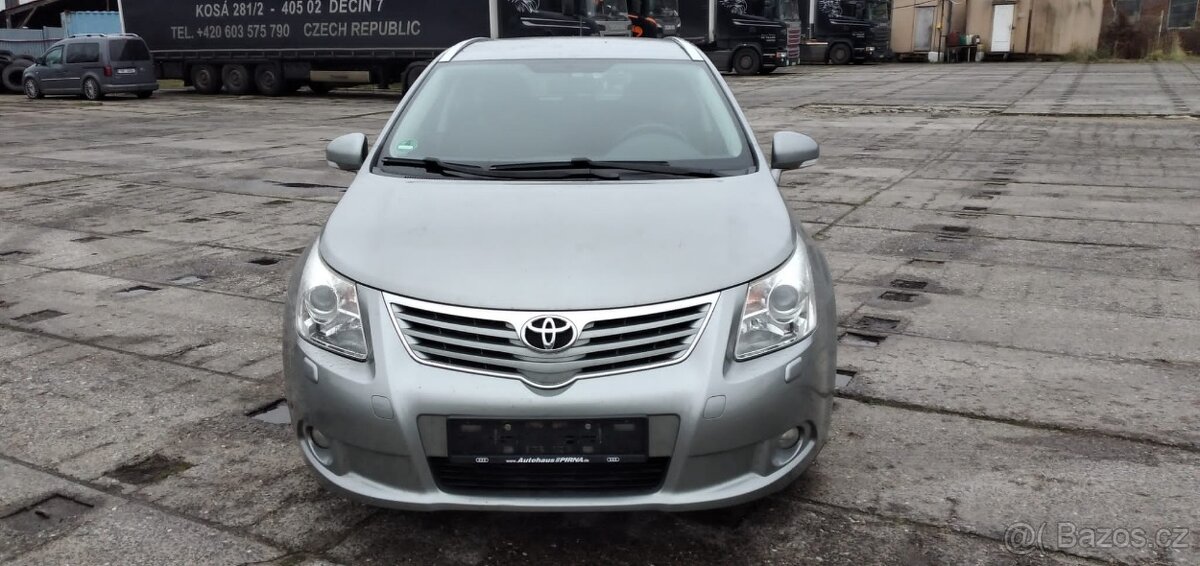 Toyota Avensis Kombi Life 1,6 16V 2011 130tis.km TOP STAV - 5