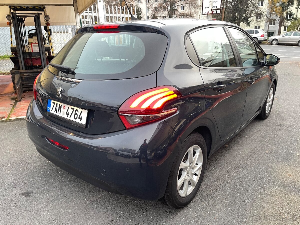 Prodám Peugeot 208 1,2 PureTech 82 S&S - 5