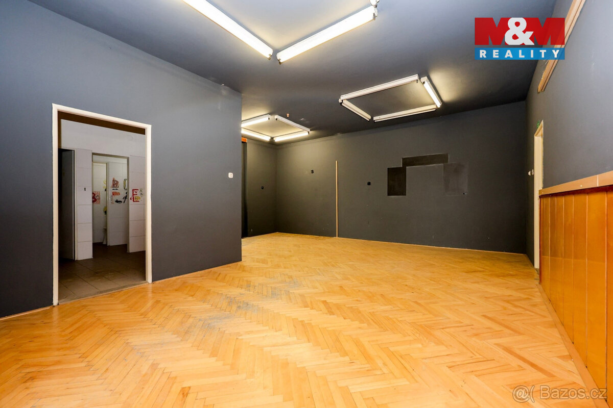 Prodej nájemního domu, 1160 m², Šumperk, ul. nám. Míru - 5