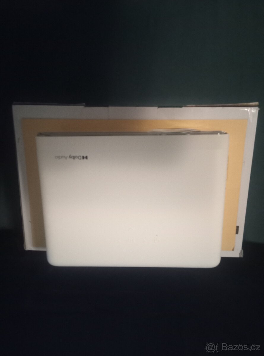 Chytrý projektor 2025 se zvukem Dolby Sound a rozlišením 4K - 5