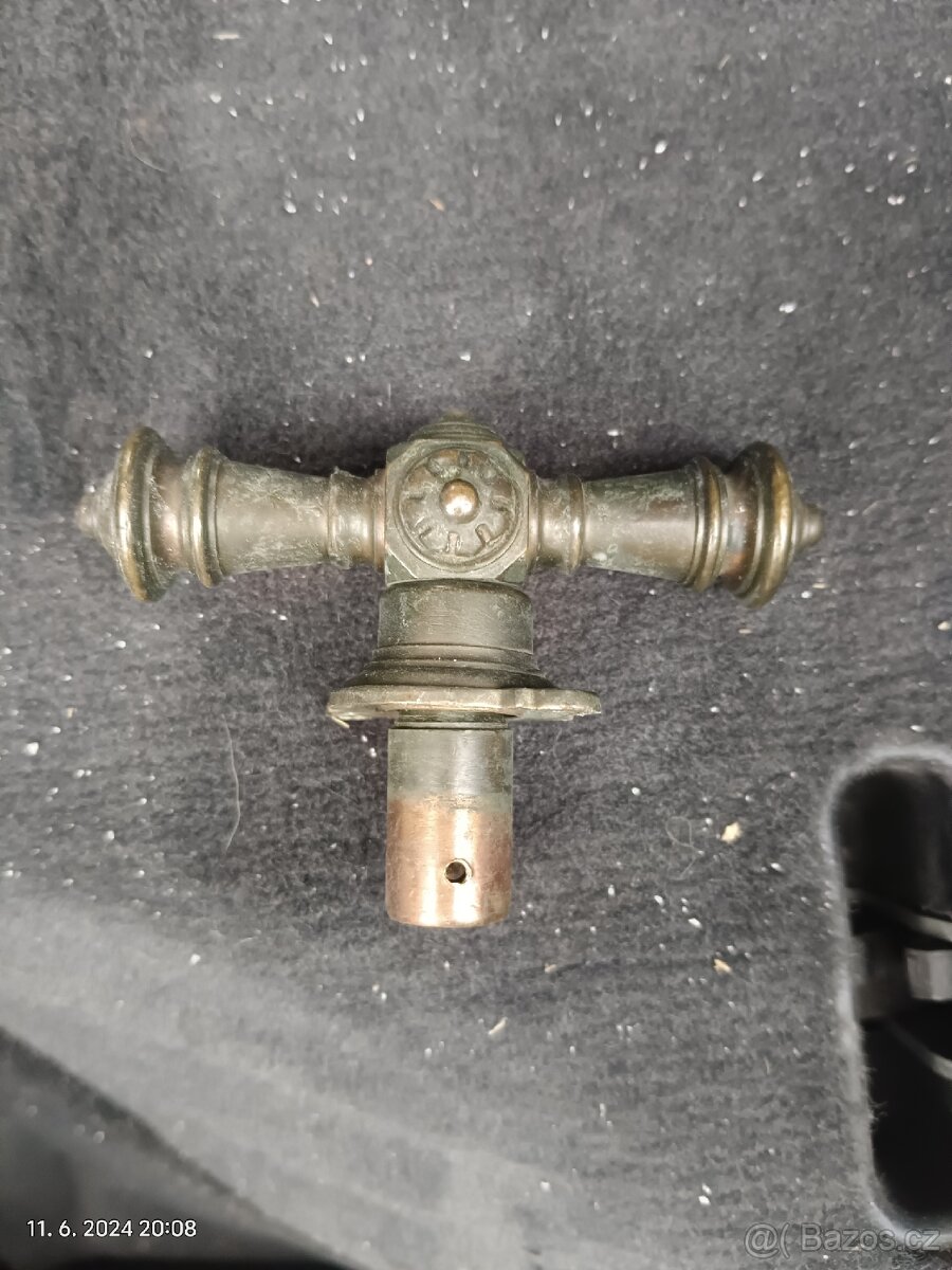 Starožitné mosazné kličky - cena za KUS - 5