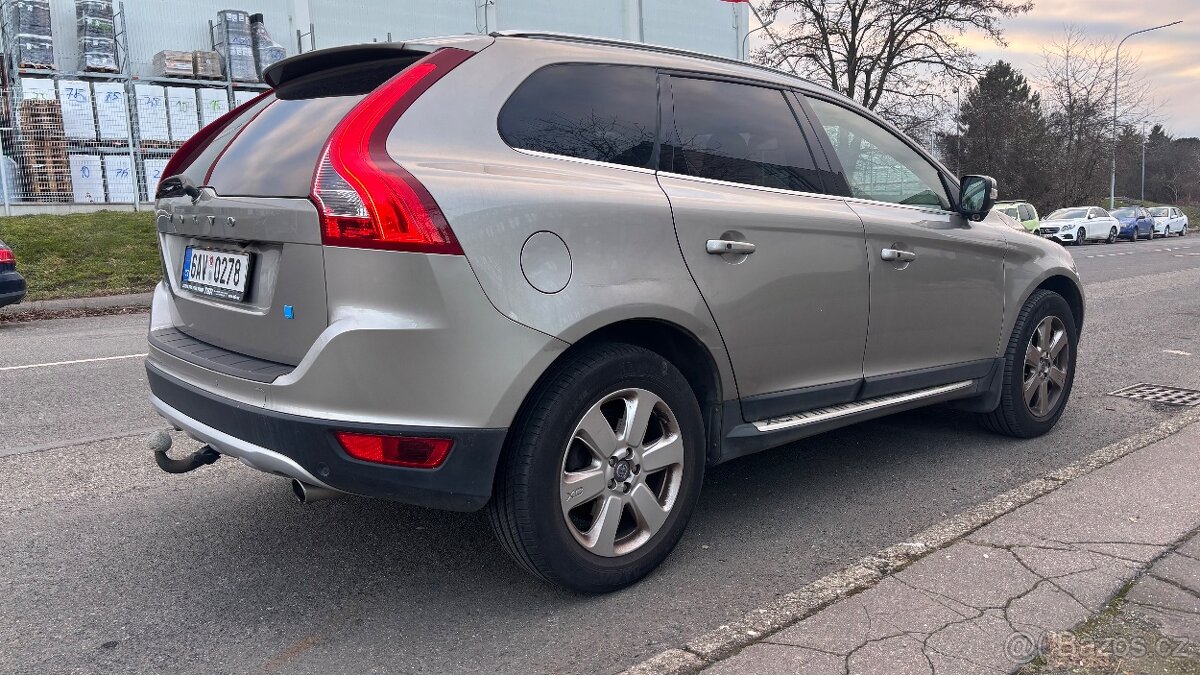 VOLVO XC60 D5 AWD - 5