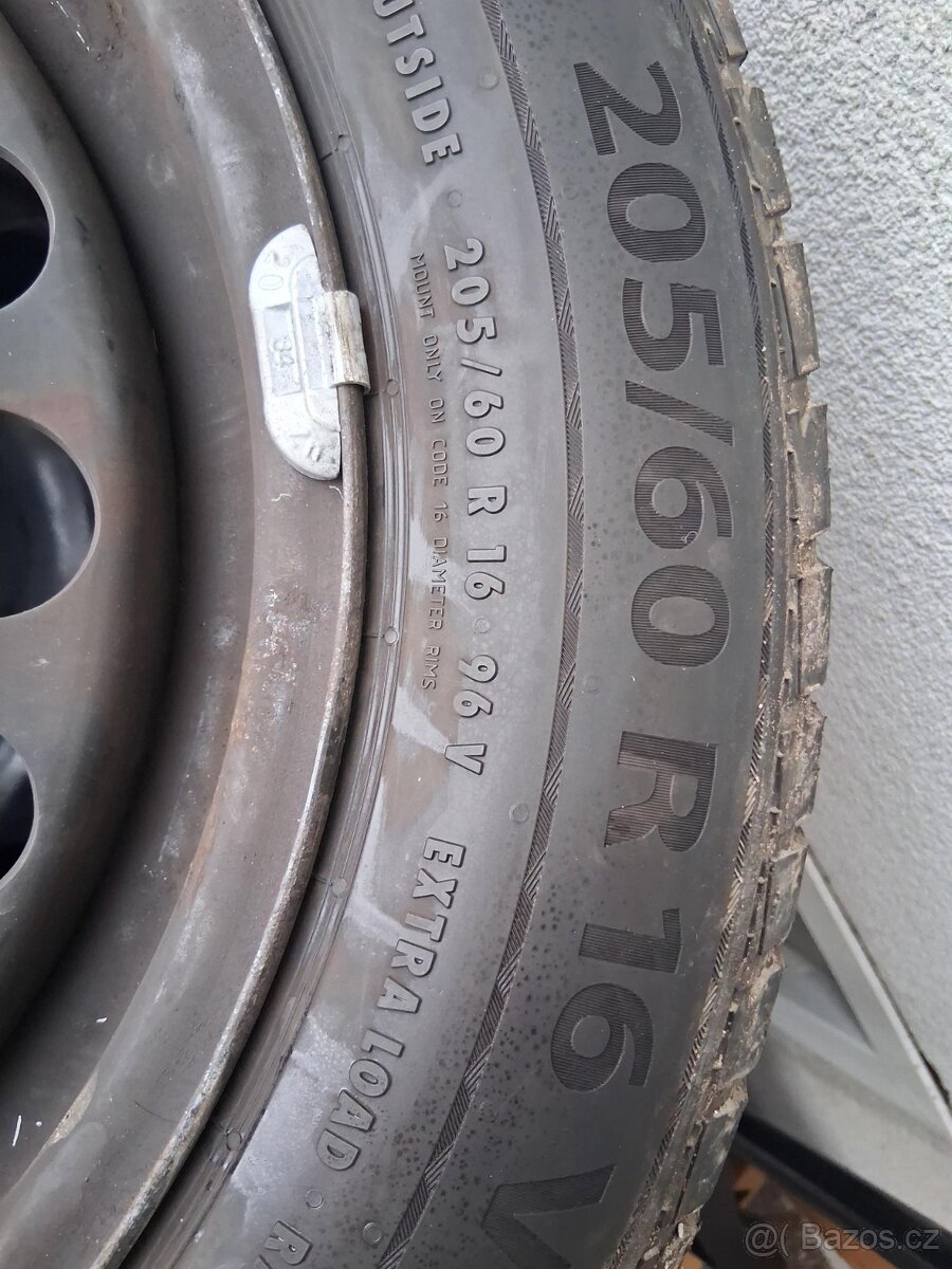 Sada kol VW 205/60R16 - 5