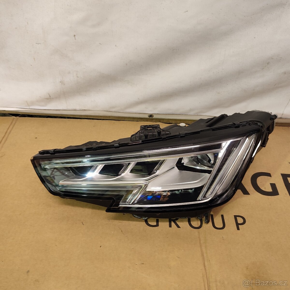 Audi A4 B9 světla,marazník, radar chladič - 5