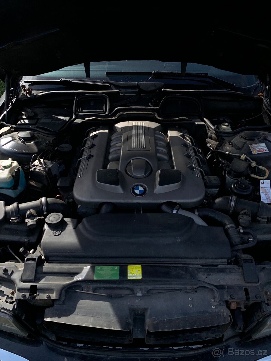 BMW 740d e38 - 5