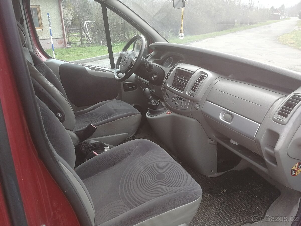 Renault Trafic Pasanger - 5