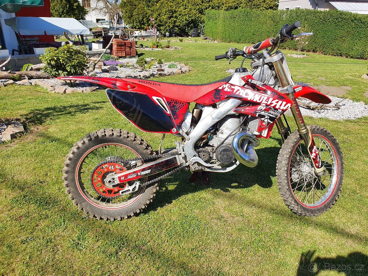 Honda CR 700 2T :-)