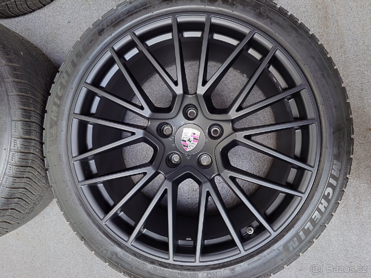 Porsche Cayenne lll zimní sada originálních kol 21r - 5