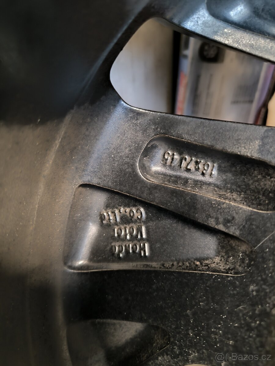 ALU kola Honda Civic 5x114,3 r16 Originál, zimni pneu 5mm - 5