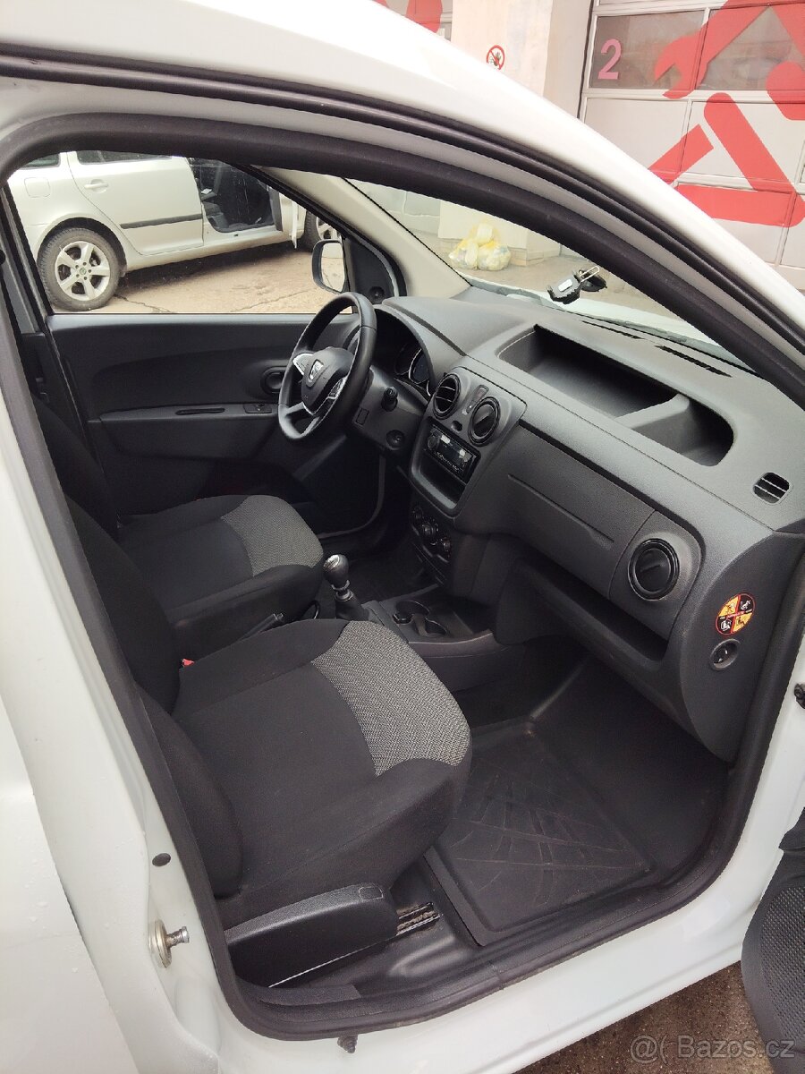 Dacia Dokker - 5