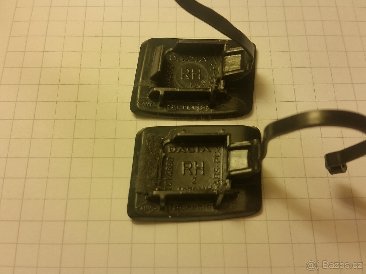 drobné plastové díly interiéru Renault Dacia - 5