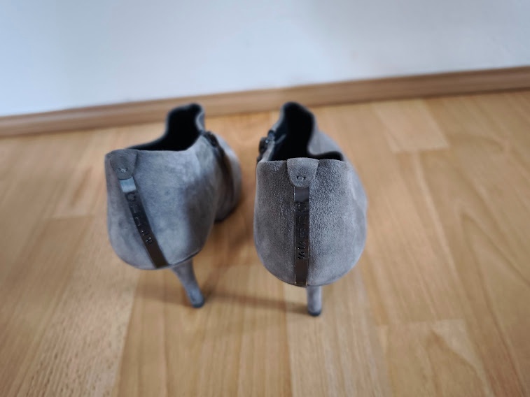 Dámské Guess boty v.40 bar.MGREY - 5