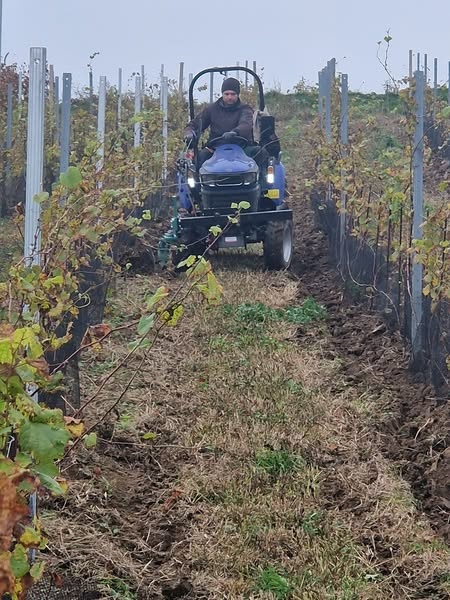 Malotraktor Farmtrac 26 4WD - 5