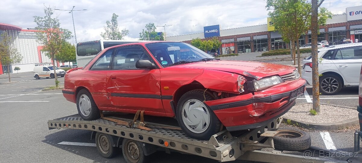 Mazda 626 coupe 1988 - 5