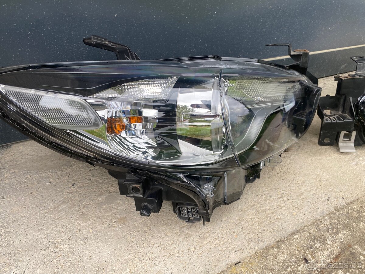 Bixenony Mazda 6 GJ před fl nové - 5