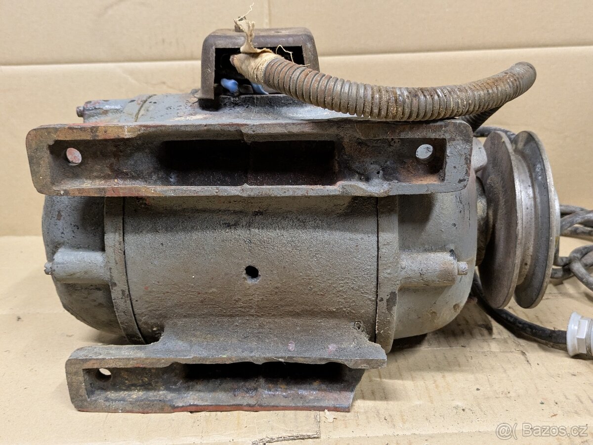 Historický elektromotor 2,2 kW - 5